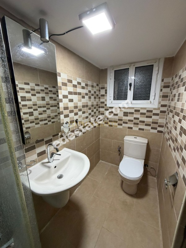 Girne Zeytinlik'de Full Eşyalı 3+1 Kiralık Villa