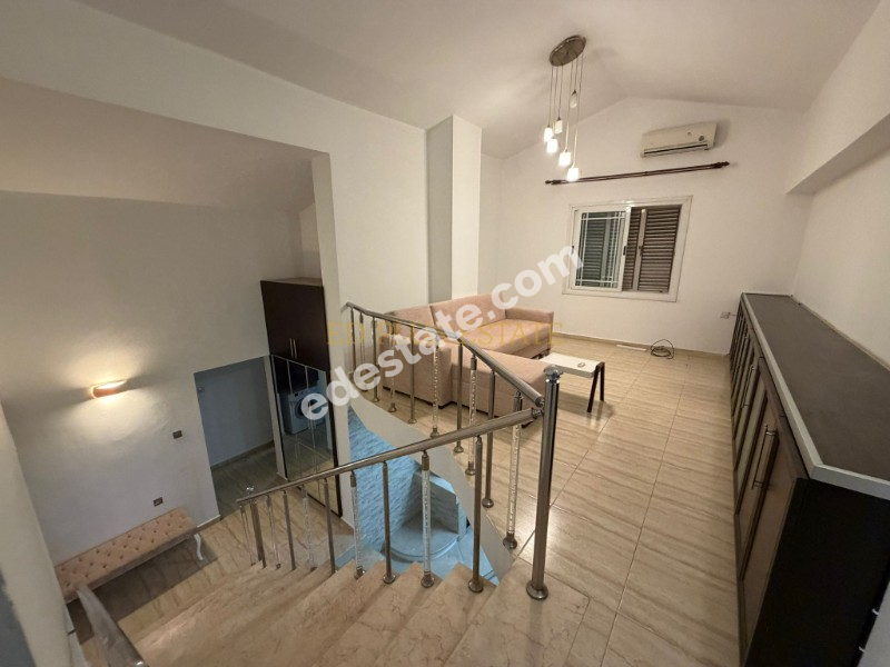 Girne Zeytinlik'de Full Eşyalı 3+1 Kiralık Villa