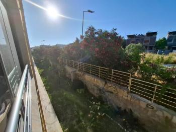 Didim Efeler Mahallesinde 2+1 Geniş Daire