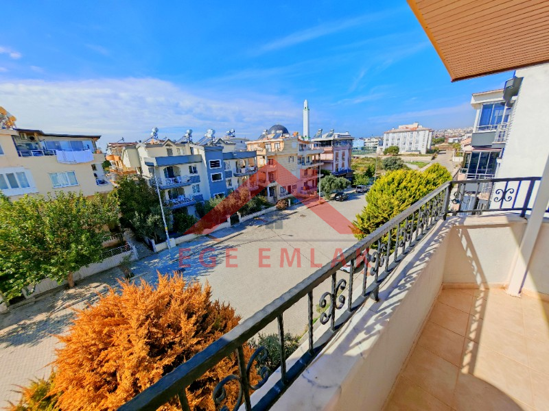 Didimde Satılık Çok Büyük 4+1