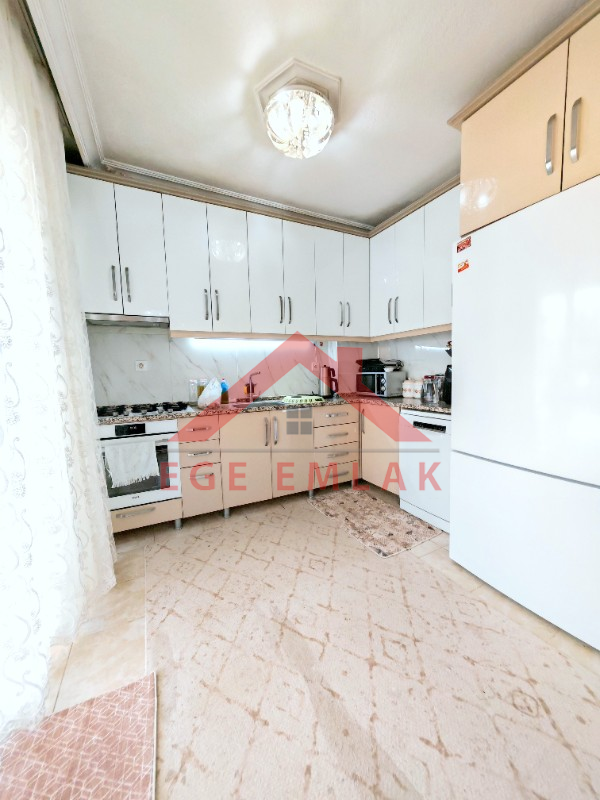 Didimde Satılık Çok Büyük 4+1