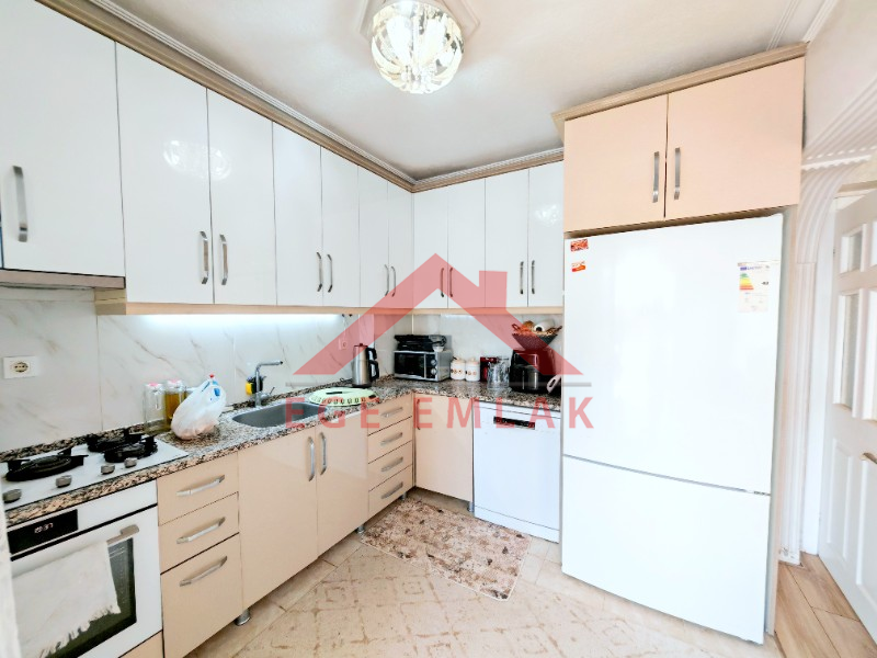 Didimde Satılık Çok Büyük 4+1