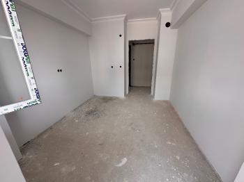 GÜVENAY - ÇORUM ULUKAVAK GÜL EKMEK FIRININ ALTI SATILIK SON KAT 3+1 DAİRE 