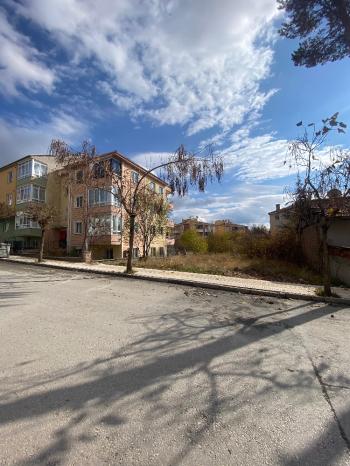 GÜVENAY - ÇORUM GÜLABİBEY 3 KAT KONUT İMARLI 332 m2 SATILIK ARSA 