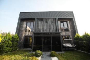 GÜVENAY - ÇORUM ÜÇTUTLAR MAH. BİNEVLER MEVKİİ SATILIK LÜKS VİLLA