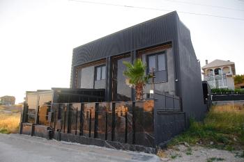 GÜVENAY - ÇORUM ÜÇTUTLAR MAH. BİNEVLER MEVKİİ SATILIK LÜKS VİLLA