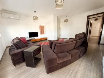 Kuzey Kıbrıs Girne Merkezde Kiralık 3+1 Daire