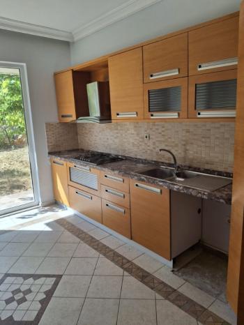 EMLAK HABERCİSİ' NDEN BADEMLİ'DE TED KARŞISINDA ERENDİZ SİTESİ 'NDE MÜSTAKİL BAHÇELİ VİLLA