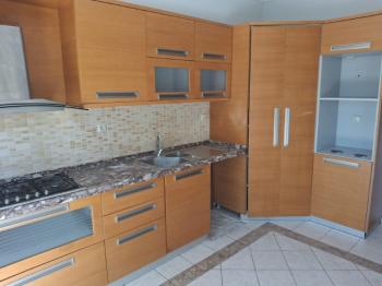 EMLAK HABERCİSİ' NDEN BADEMLİ'DE TED KARŞISINDA ERENDİZ SİTESİ 'NDE MÜSTAKİL BAHÇELİ VİLLA