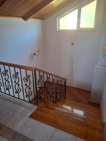 EMLAK HABERCİSİ' NDEN BADEMLİ'DE TED KARŞISINDA ERENDİZ SİTESİ 'NDE MÜSTAKİL BAHÇELİ VİLLA