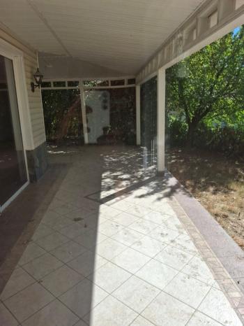 EMLAK HABERCİSİ' NDEN BADEMLİ'DE TED KARŞISINDA ERENDİZ SİTESİ 'NDE MÜSTAKİL BAHÇELİ VİLLA