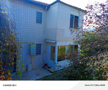 BURSA, MUDANYA-IŞIKLI YOLU'NDA ASFALTA CEPHE İÇİNDE 2 KATLI MÜSTAKİL EVİ OLAN 2.200 M2 ZEYTİNLİK