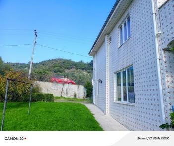 BURSA, MUDANYA-IŞIKLI YOLU'NDA ASFALTA CEPHE İÇİNDE 2 KATLI MÜSTAKİL EVİ OLAN 2.200 M2 ZEYTİNLİK