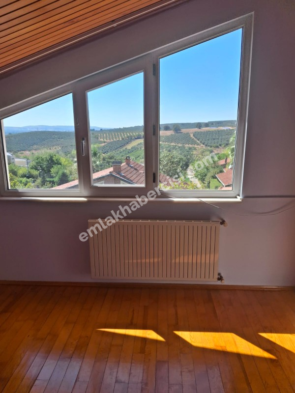 EMLAK HABERCİSİ' NDEN BADEMLİ'DE TED KARŞISINDA ERENDİZ SİTESİ 'NDE MÜSTAKİL BAHÇELİ VİLLA