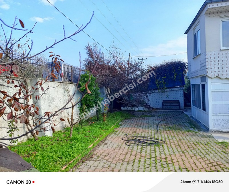 BURSA, MUDANYA-IŞIKLI YOLU'NDA ASFALTA CEPHE İÇİNDE 2 KATLI MÜSTAKİL EVİ OLAN 2.200 M2 ZEYTİNLİK