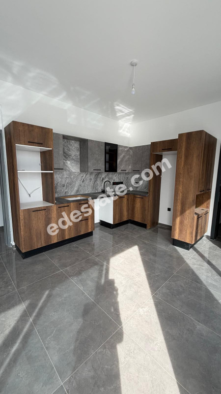 Lefkoşa Gönyeli Bölgesinde Satılık 2+1 Penthouse