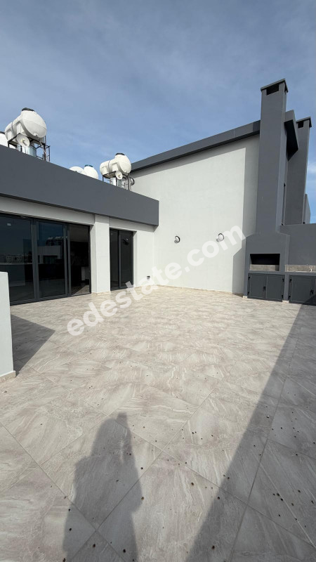 Lefkoşa Gönyeli Bölgesinde Satılık 2+1 Penthouse
