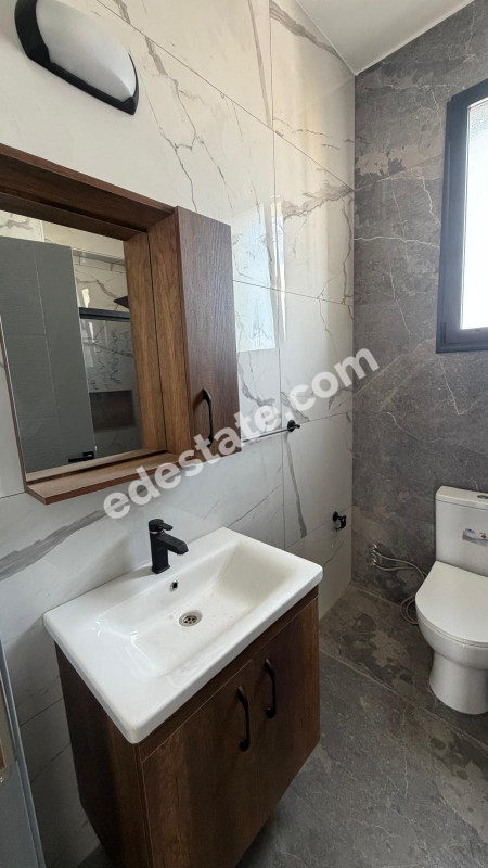Lefkoşa Gönyeli Bölgesinde Satılık 2+1 Penthouse