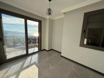 AKBÜK’TE PANORAMİK DENİZ MANZARALI, HAVUZLU VİLLA