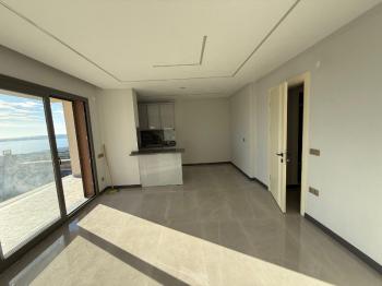 AKBÜK’TE PANORAMİK DENİZ MANZARALI, HAVUZLU VİLLA