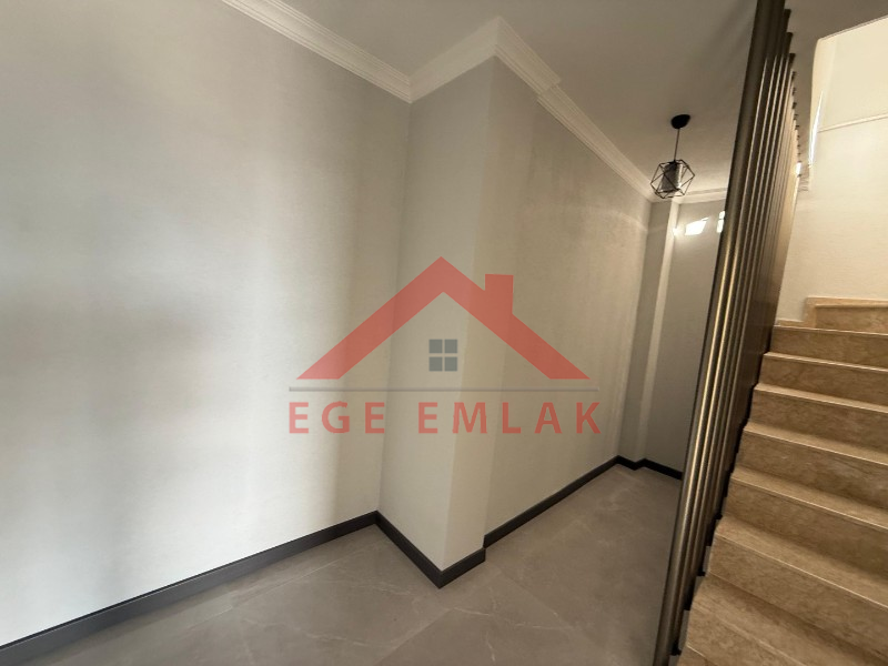 AKBÜK’TE PANORAMİK DENİZ MANZARALI, HAVUZLU VİLLA