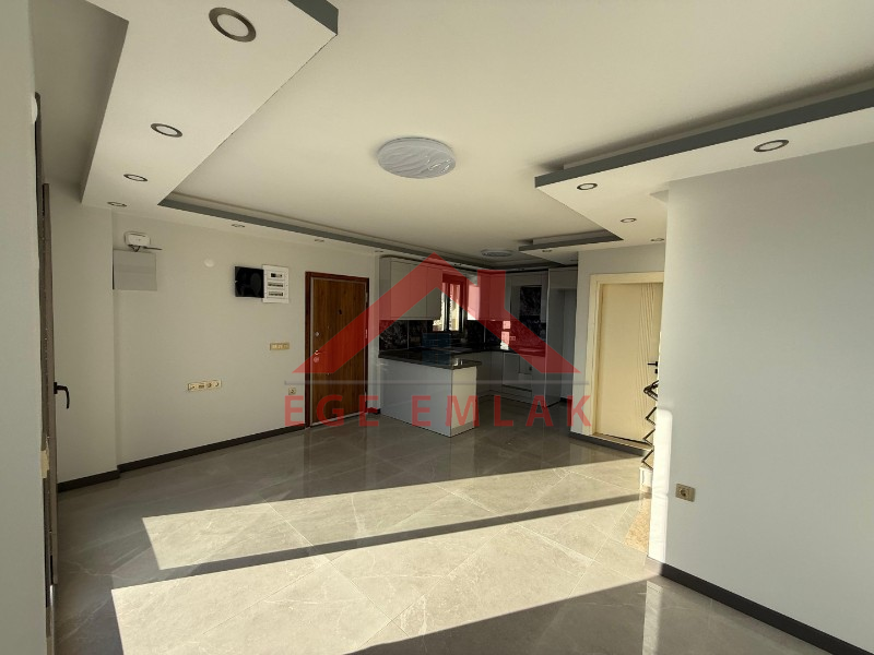 AKBÜK’TE PANORAMİK DENİZ MANZARALI, HAVUZLU VİLLA