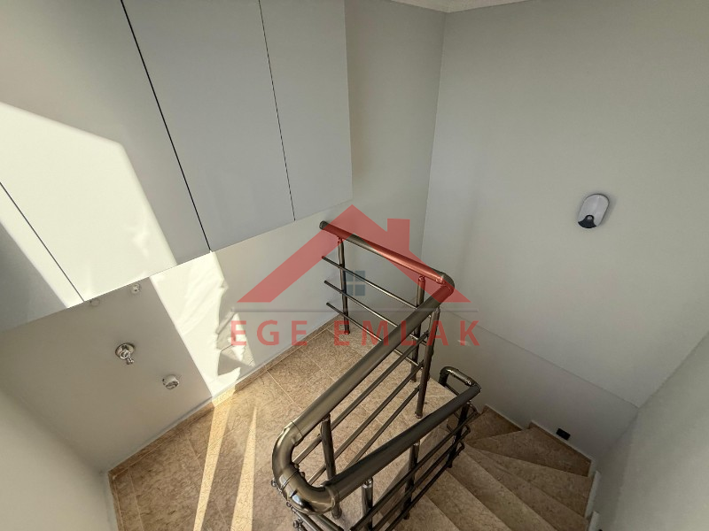 AKBÜK’TE PANORAMİK DENİZ MANZARALI, HAVUZLU VİLLA