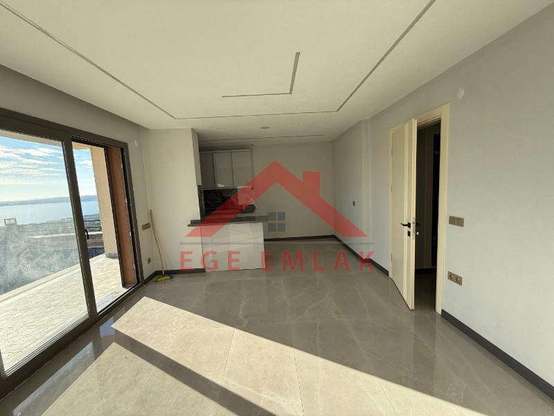 AKBÜK’TE PANORAMİK DENİZ MANZARALI, HAVUZLU VİLLA