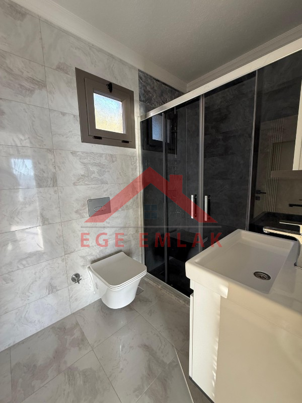 AKBÜK’TE PANORAMİK DENİZ MANZARALI, HAVUZLU VİLLA