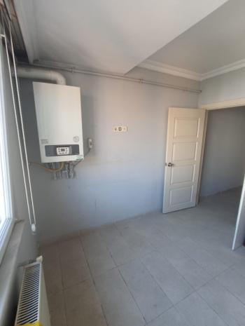 MALTEPE Aydınevler' de 5+2 boş daire