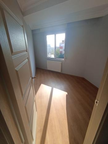 Maltepe Aydınevler Kiralık 5+2 daire