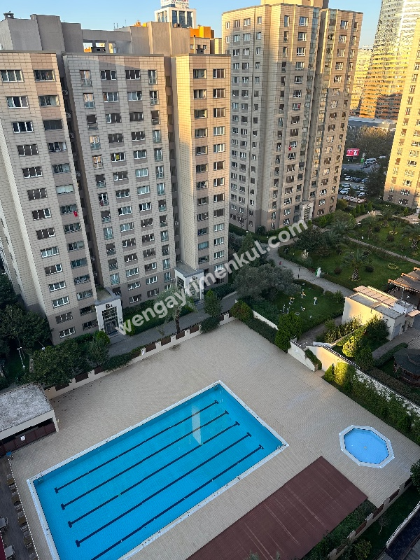 ATAŞEHİR KENTPLUS’TA KİRALIK EBV.BANYOLU 3+1 