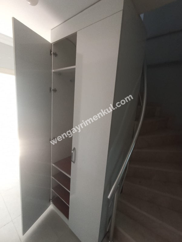 MALTEPE Aydınevler' de 5+2 boş daire