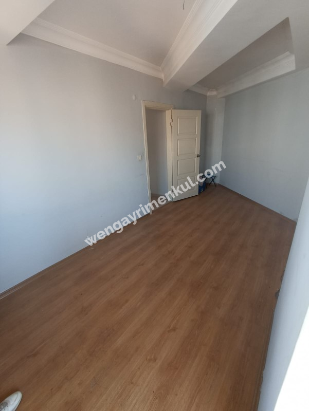 Maltepe Aydınevler Kiralık 5+2 daire