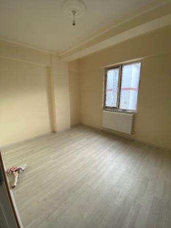 GÜVENAY - ÇORUM BUHARAEVLER KEVSER CAMİ YANI SATILIK DAİRE