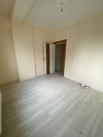 GÜVENAY - ÇORUM BUHARAEVLER KEVSER CAMİ YANI SATILIK DAİRE