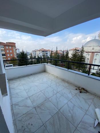 GÜVENAY - ÇORUM BUHARAEVLER KEVSER CAMİ YANI SATILIK DAİRE