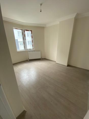 GÜVENAY - ÇORUM OSMANCIK YOLU YUMURTA OKULU YAKINI ARA KAT 3+1
