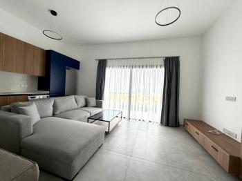 Girne Karaoğlanoğlu Havuzlu Sitede Full Eşyalı Deniz Manzaralı 1+1 Bahçe Kullanımlı Kiralık Daireler