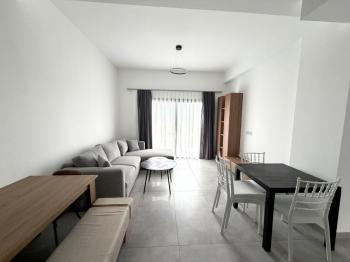 Girne Karaoğlanoğlu Full Eşyalı ve Havuzlu Sitede Deniz Manzaralı 2+1 Kiralık Daireler