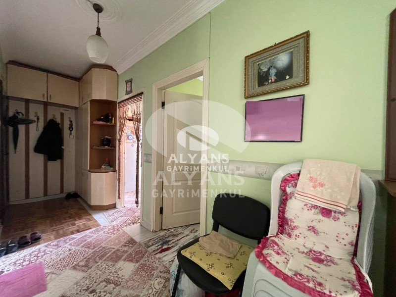 ALYANS'TAN MÜKEMMEL LOKASYONDA GMK BULVARI ÜZERİ GENİŞ 3+1