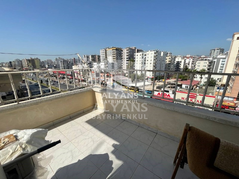 ALYANS'TAN MÜKEMMEL LOKASYONDA GMK BULVARI ÜZERİ GENİŞ 3+1