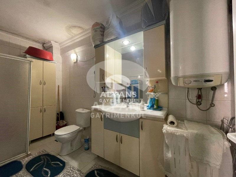 ALYANS'TAN MÜKEMMEL LOKASYONDA GMK BULVARI ÜZERİ GENİŞ 3+1