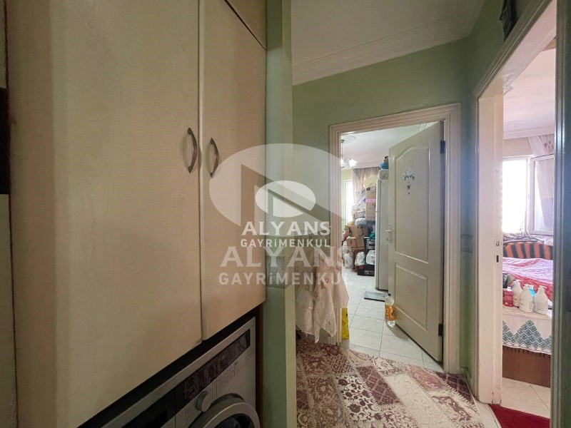 ALYANS'TAN MÜKEMMEL LOKASYONDA GMK BULVARI ÜZERİ GENİŞ 3+1