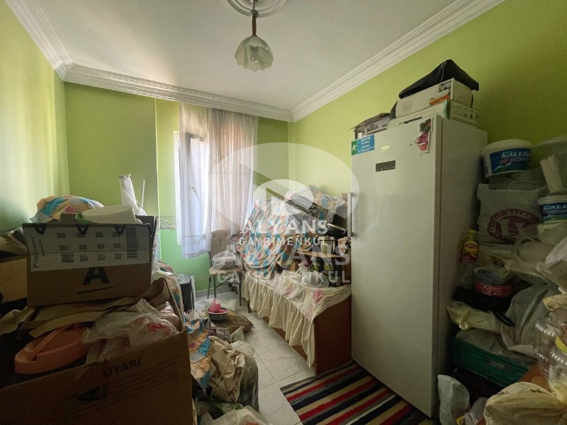 ALYANS'TAN MÜKEMMEL LOKASYONDA GMK BULVARI ÜZERİ GENİŞ 3+1