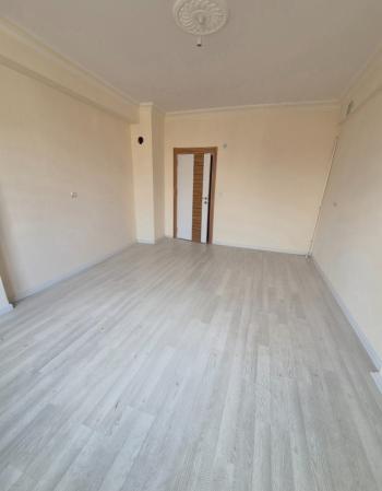 GÜVENAY -  ÇORUM BUHARAEVLER KEVSER CAMİİ YANI 3+1 SATILIK DAİRE