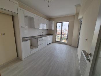 GÜVENAY -  ÇORUM BUHARAEVLER KEVSER CAMİİ YANI 3+1 SATILIK DAİRE
