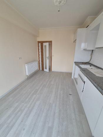 GÜVENAY -  ÇORUM BUHARAEVLER KEVSER CAMİİ YANI 3+1 SATILIK DAİRE