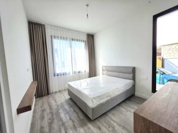 KKTC Girne Edremit'te Muhteşem Lokasyonda Site İçerisinde Özel Havuzlu Sıfır Eşyalı Kiralık 3+1 Lüks Villa