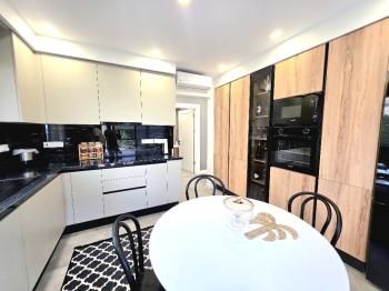 KKTC Girne Edremitte Muhteşem Konumda Satılık 4+1 Bodrumlu Lüks Villa